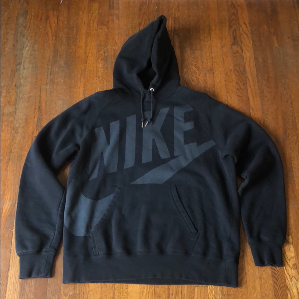 Black Nike Sportswear Sweatshirt